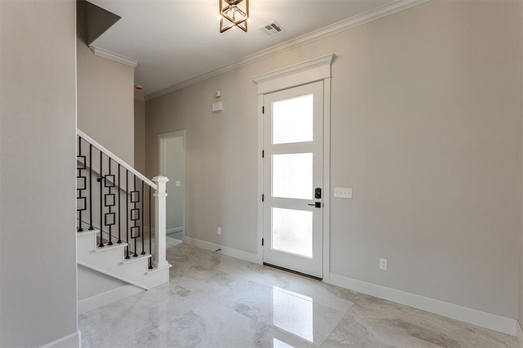 9305 NW 84th Street