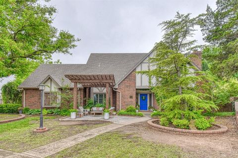 Photo of 3800 Evesham Court, Norman, OK 73072 (MLS # 1230562)