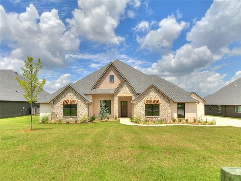 Photo of 2263 Winter Creek Boulevard, Blanchard, OK 73010 (MLS # 1179401)