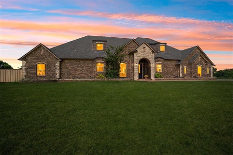 Photo of 1611 N Morgan Road, Tuttle, OK 73089 (MLS # 1247267)