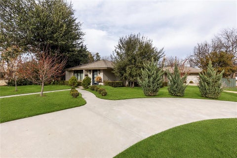 Photo of 1801 Westminster Place, Nichols Hills, OK 73120 (MLS # 1247368)