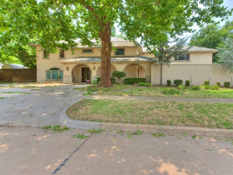 Photo of 1822 Brookhaven Boulevard, Norman, OK 73072 (MLS # 1232188)