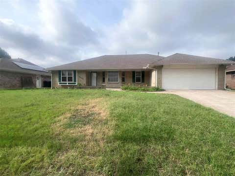 Photo of 6304 NW 84th Street, Oklahoma City, OK 73132 (MLS # 1233111)