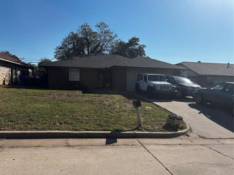 Photo of 1828 Tim Drive, Midwest City, OK 73141 (MLS # 1255291)