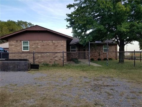 Photo of 26242 Fernwood Road, Washington, OK 73093 (MLS # 1205513)