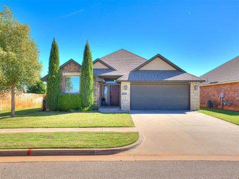 Photo of 16004 Positano Drive, Edmond, OK 73013 (MLS # 1252453)