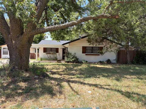 Photo of 1023 N Madison Avenue, Blanchard, OK 73010 (MLS # 1245753)