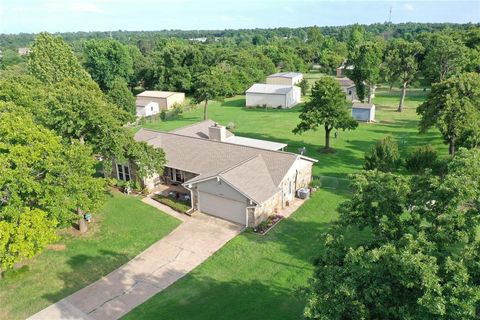 Photo of 14800 SE 23rd Street, Choctaw, OK 73020 (MLS # 1232040)