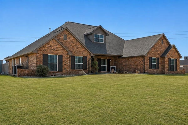 10300 JOSEPH WAY, YUKON, OK 73099 - Image fe2db412f67e8a957cc9918bcf785ced/3947353964