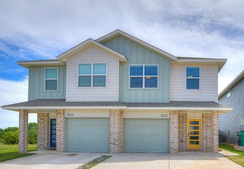 Photo of 8922 NW 109th Terrace, Oklahoma City, OK 73162 (MLS # 1225522)