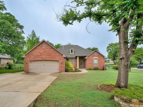 Photo of 10695 NE 4th Street, Midwest City, OK 73130 (MLS # 1230505)