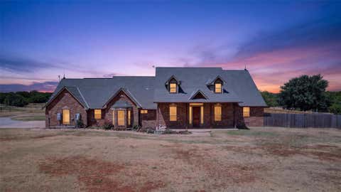 Photo of 30454 Wolf Creek Lane, Cashion, OK 73016 (MLS # 1244326)