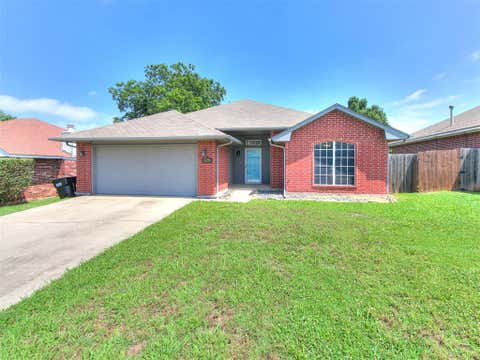 Photo of 629 NW 19th Street, Moore, OK 73160 (MLS # 1233246)