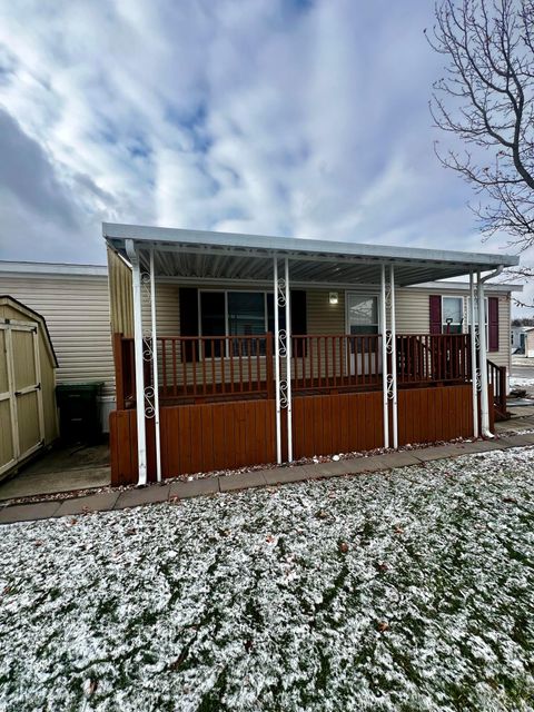 Tiny photo for 25 Winter Pine Drive, Delaware, OH 43015 (MLS # 225045424)