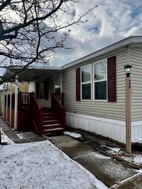 Tiny photo for 25 Winter Pine Drive, Delaware, OH 43015 (MLS # 225045424)