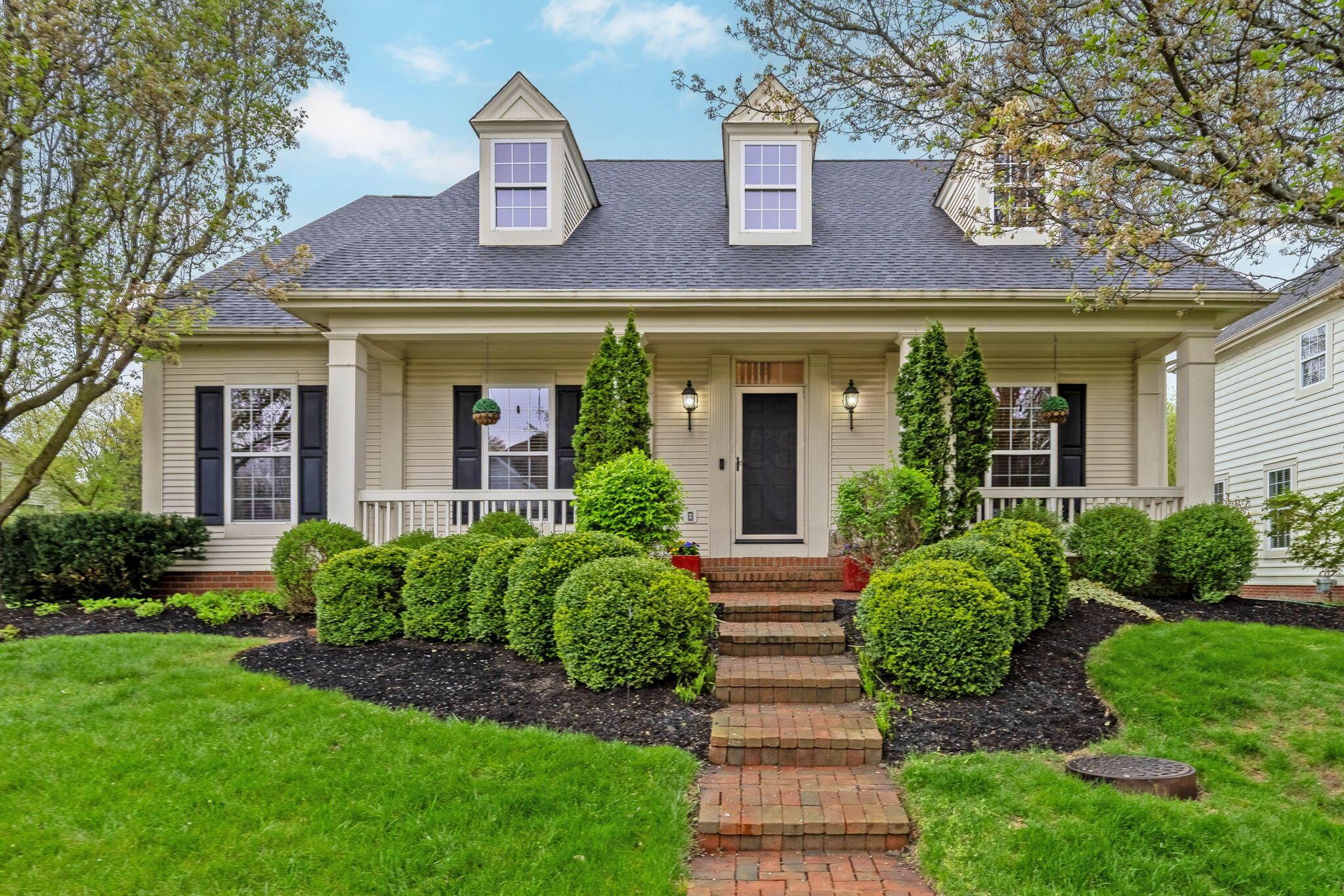 5154 Abbotsbury Court, New Albany, Ohio image 1