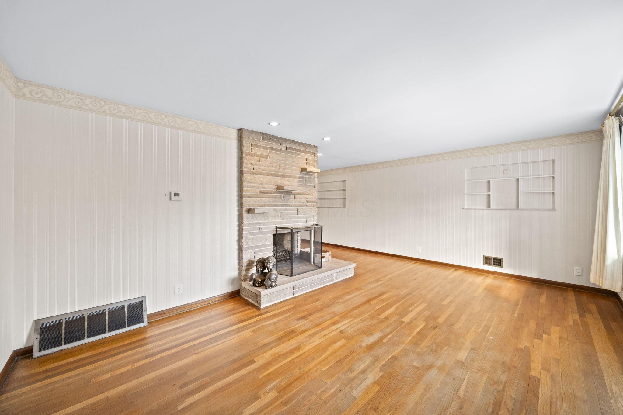 1565 Garywood Avenue