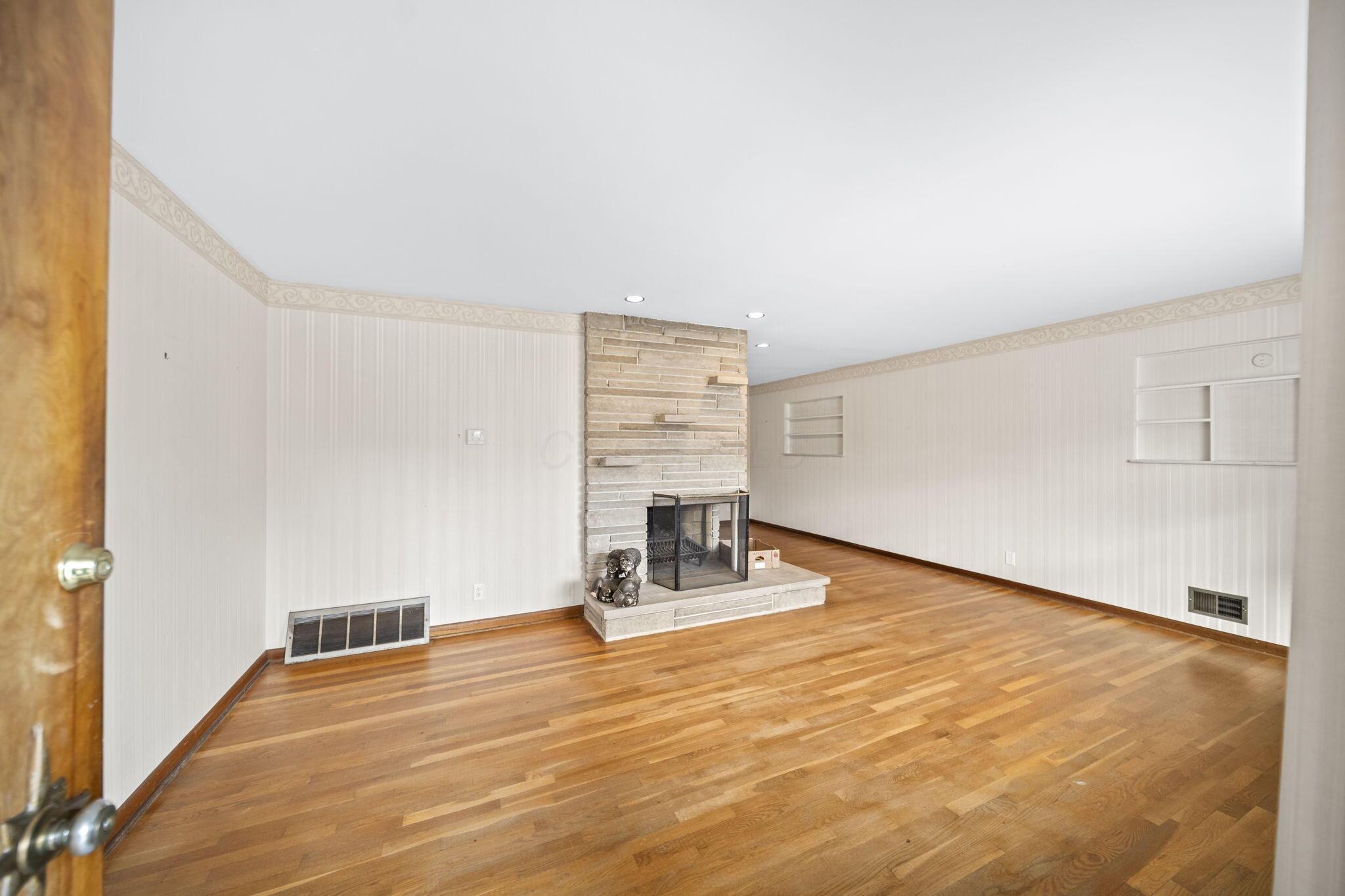 1565 Garywood Avenue