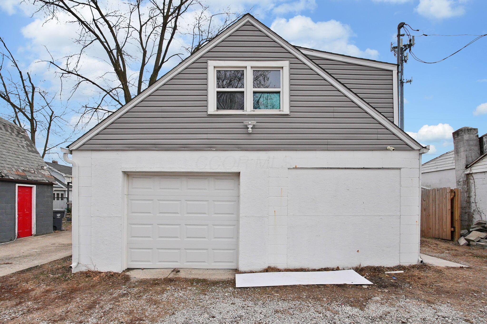 445 N Highland Avenue