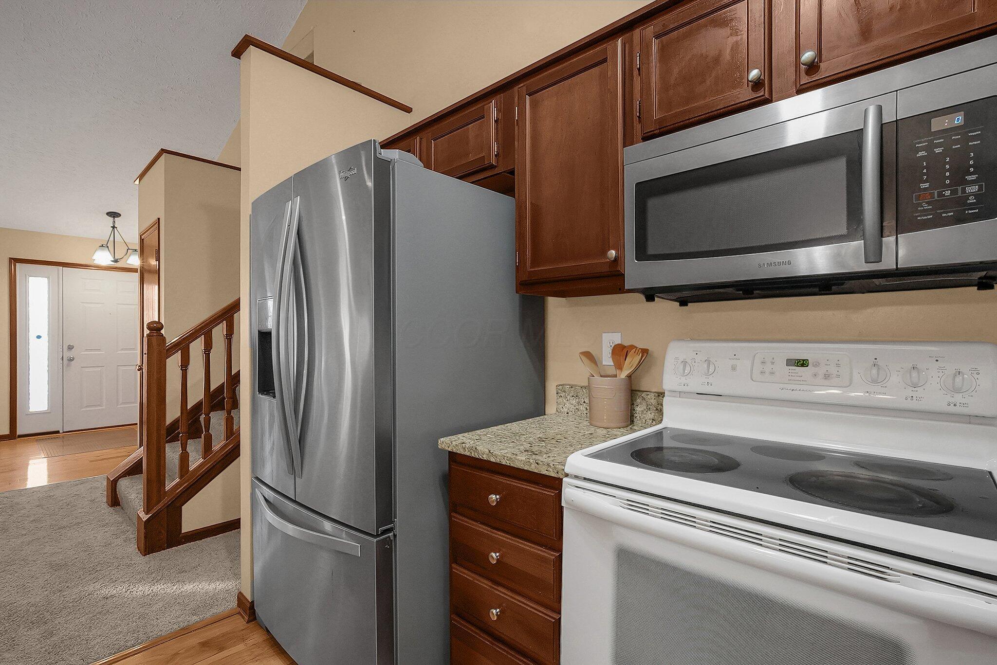 9136 Longstone Drive, Lewis Center, Ohio image 12