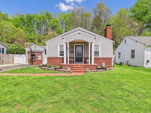 Homes For Sale - 1041 Sugar Grove Road<br/> Fairfield County, Lancaster, OH 43130
