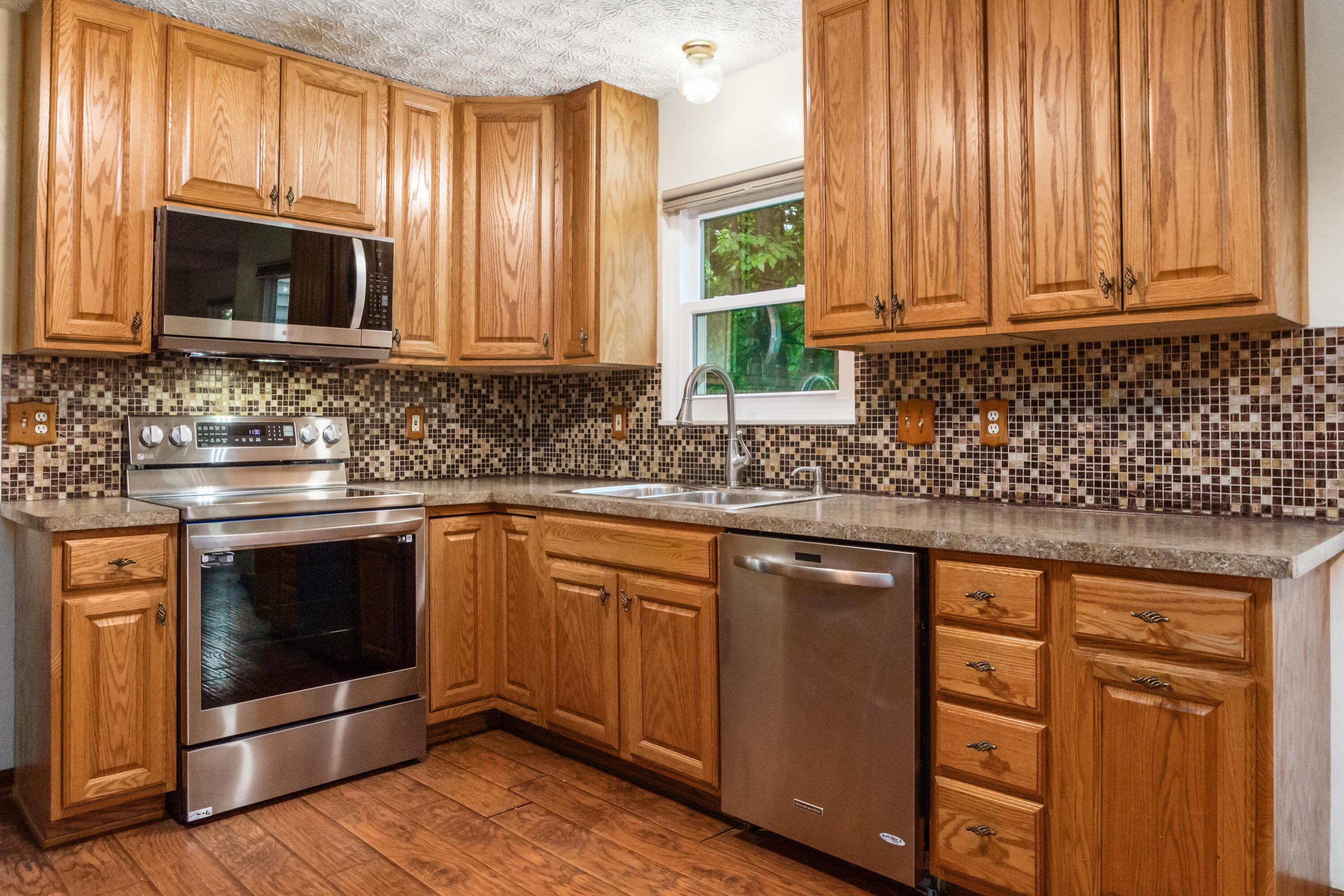 880 Glen Rock Drive