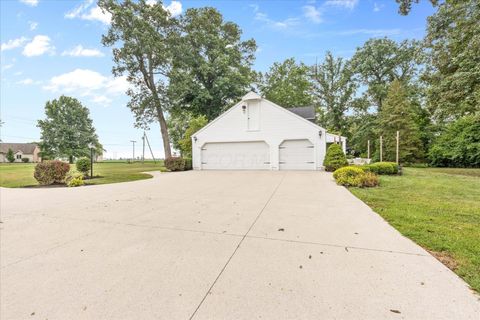 Tiny photo for 3919 Maple Grove Road, Marion, OH 43302 (MLS # 225037470)