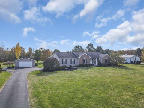 Photo of 7017 Hollow Road SW, Pataskala, OH 43062 (MLS # 225042137)