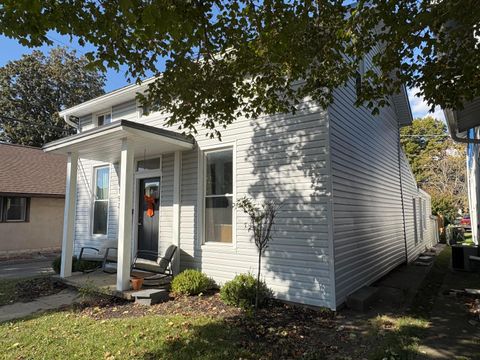 Tiny photo for 152 Pinckney Street, Circleville, OH 43113 (MLS # 225037753)