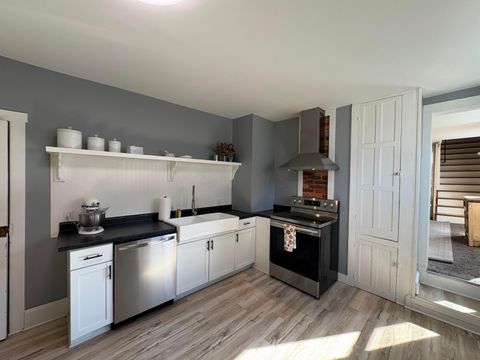 Tiny photo for 152 Pinckney Street, Circleville, OH 43113 (MLS # 225037753)