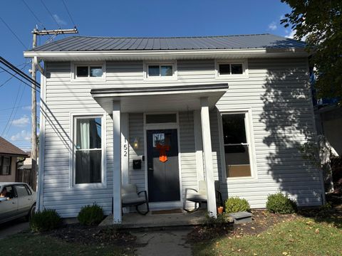 Tiny photo for 152 Pinckney Street, Circleville, OH 43113 (MLS # 225037753)