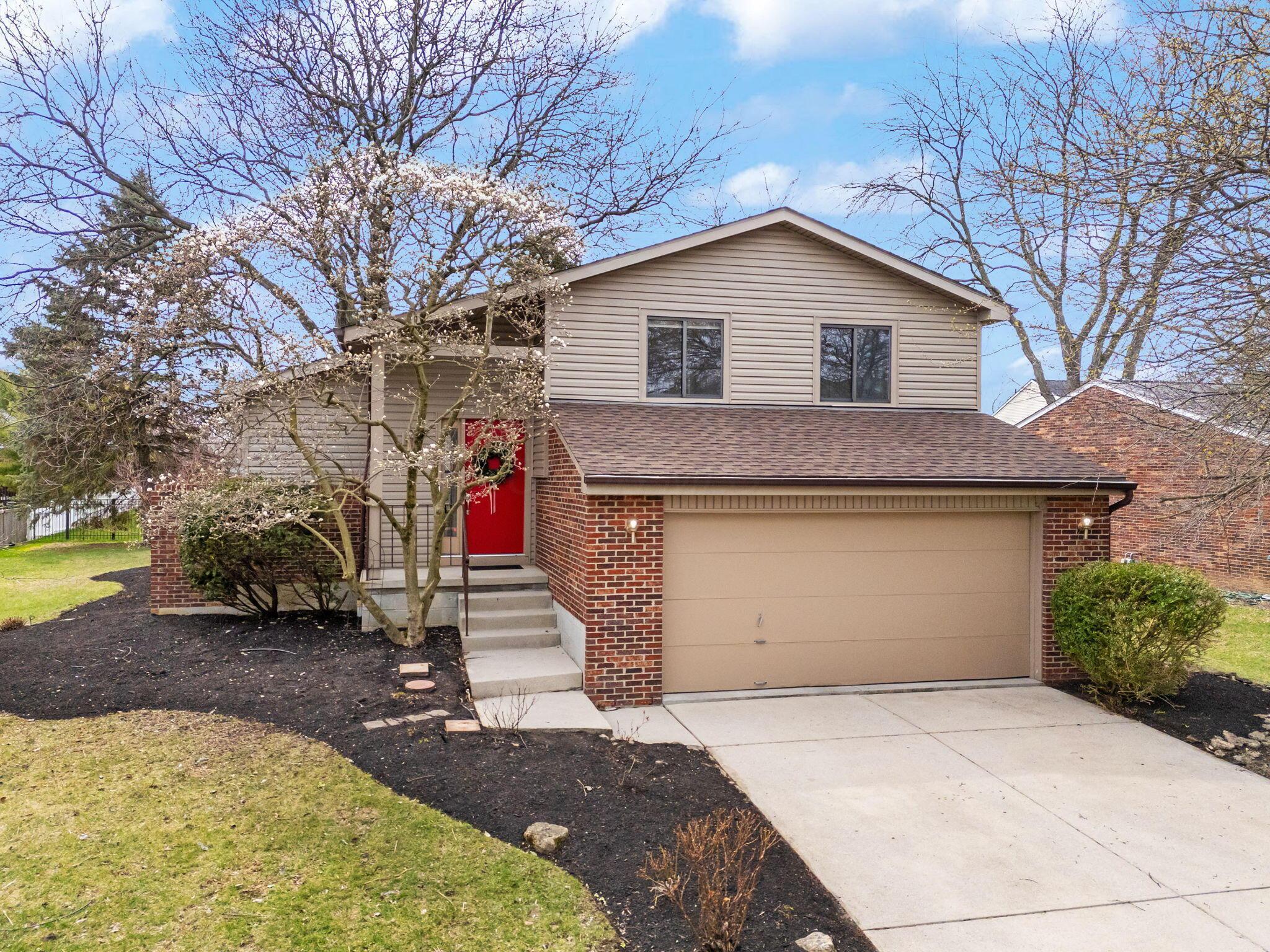 3787 Dinsmore Castle Drive, Columbus, Ohio image 2