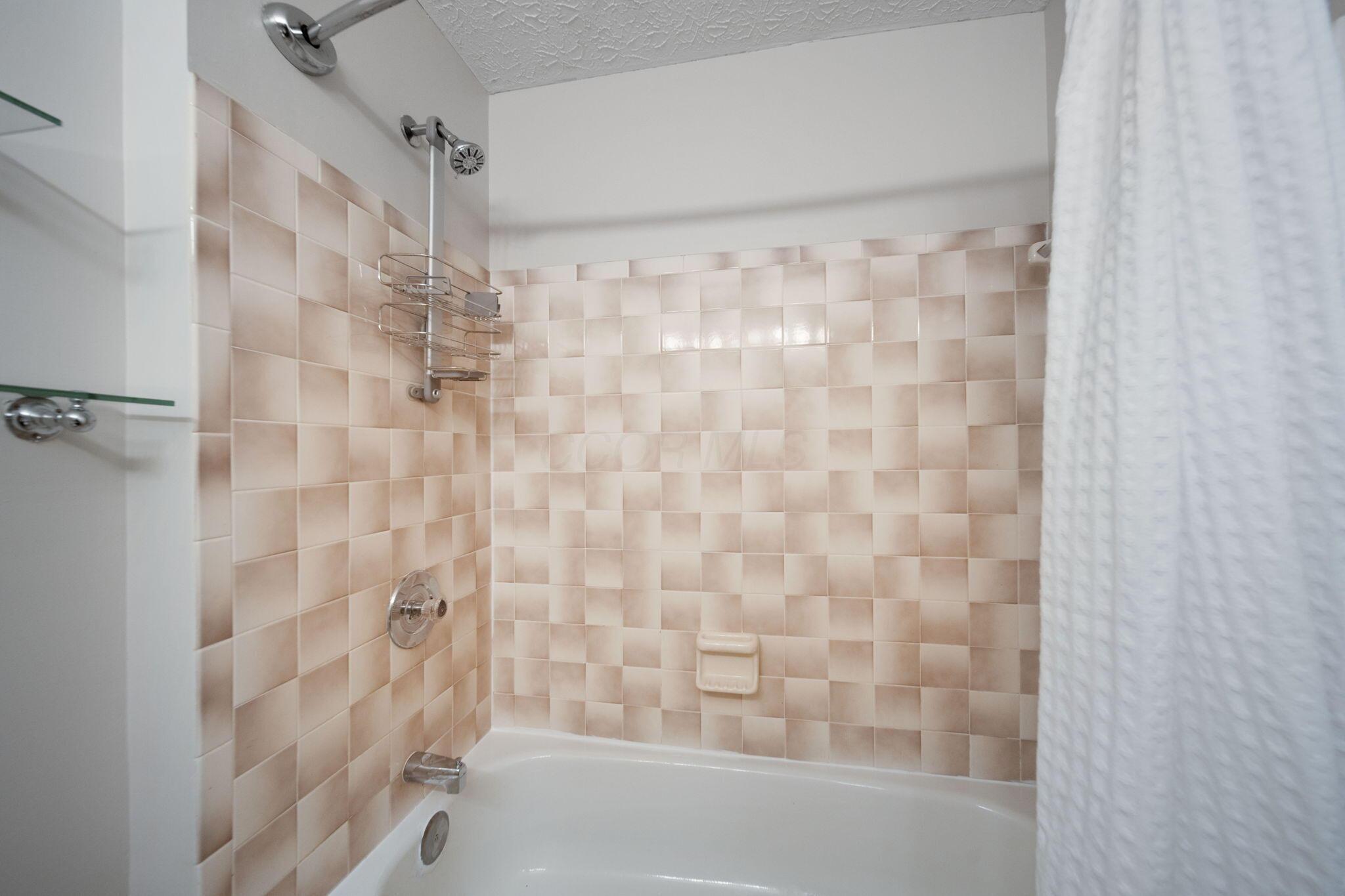 3787 Dinsmore Castle Drive, Columbus, Ohio image 23