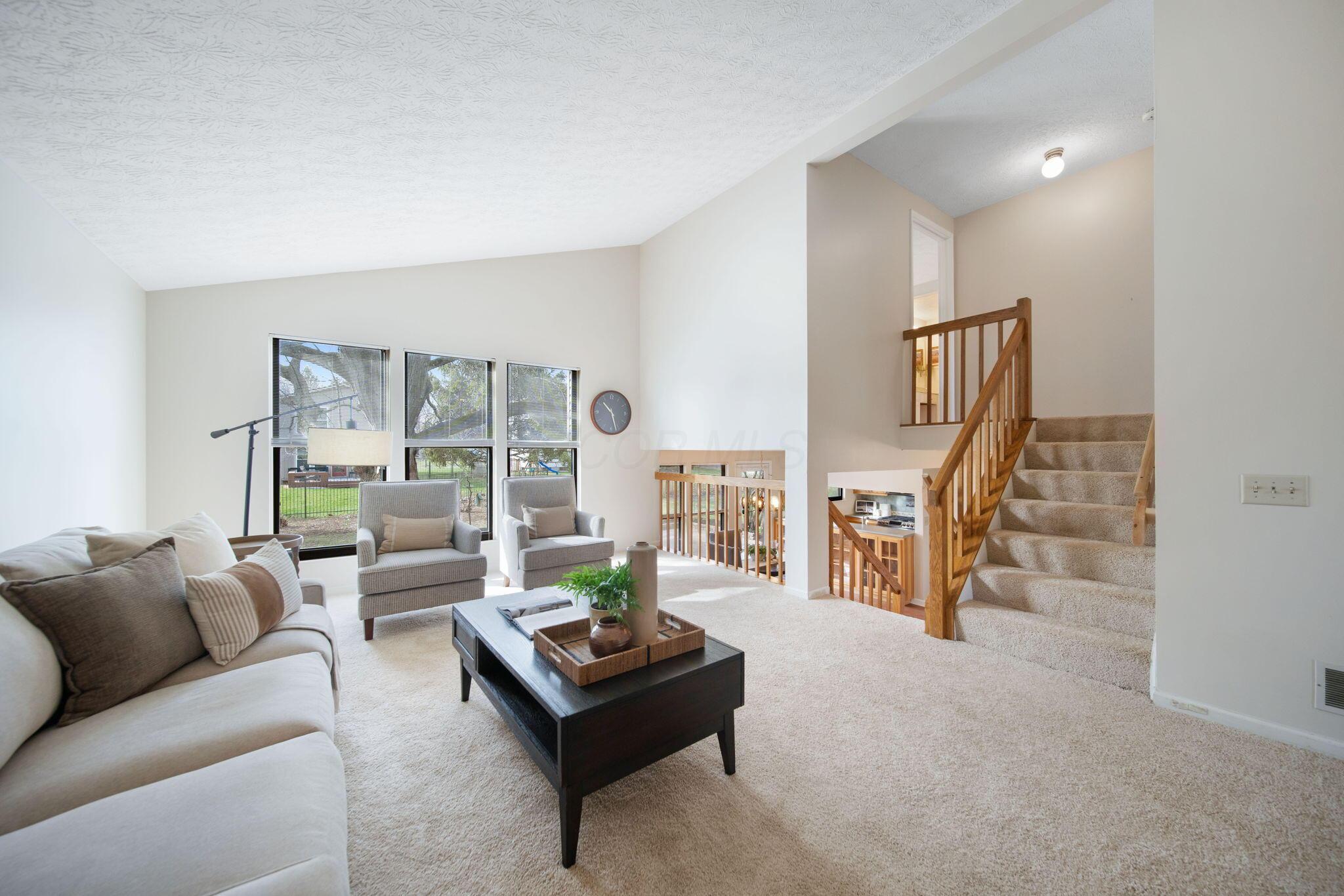 3787 Dinsmore Castle Drive, Columbus, Ohio image 9