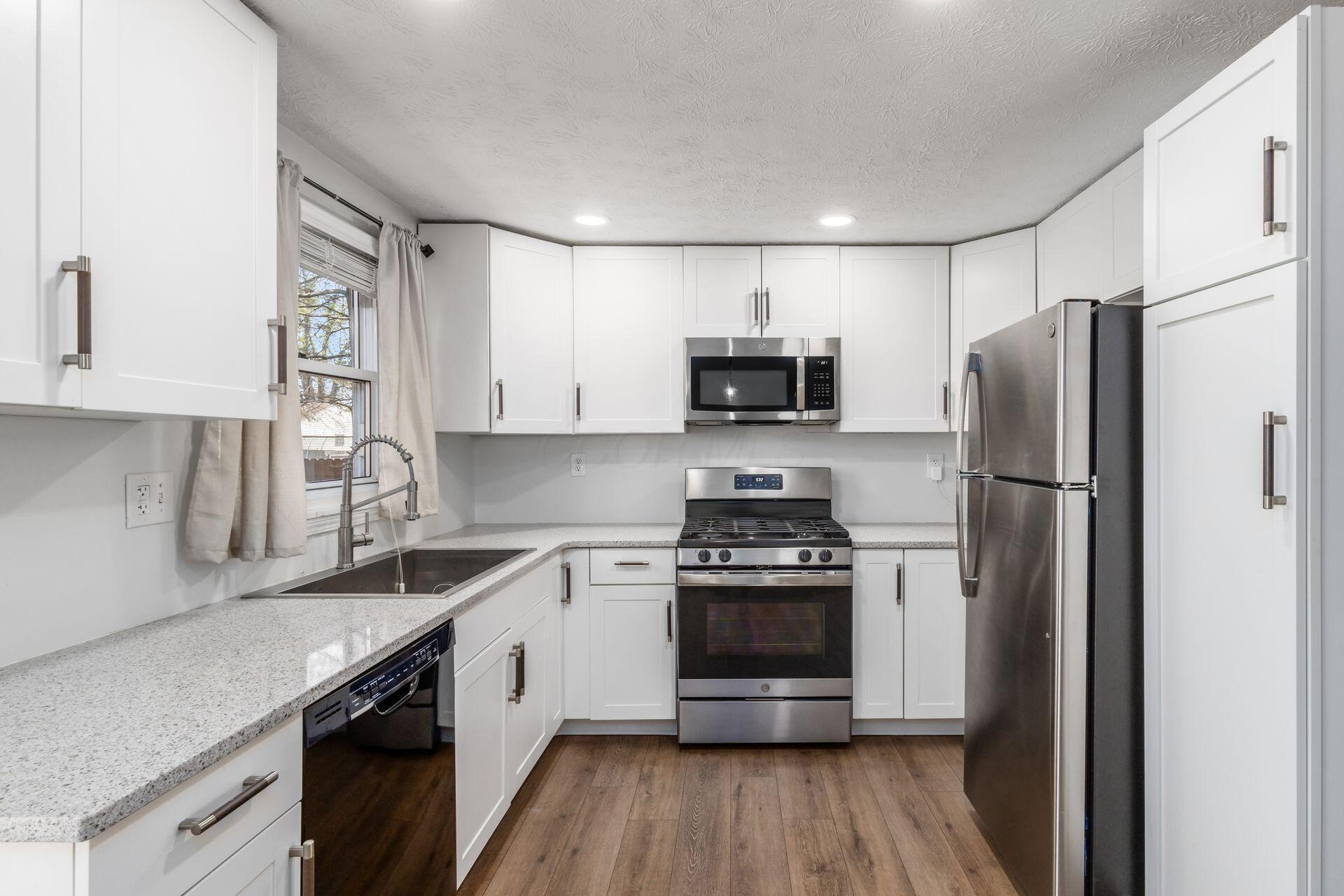 1142 Fletcher Drive, Reynoldsburg, Ohio image 14