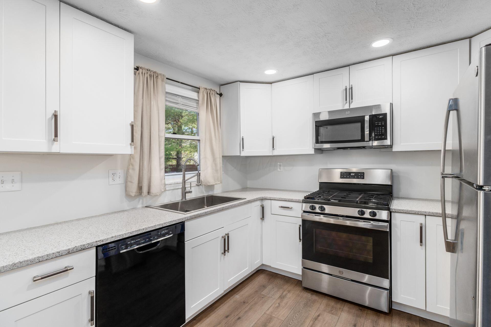 1142 Fletcher Drive, Reynoldsburg, Ohio image 15