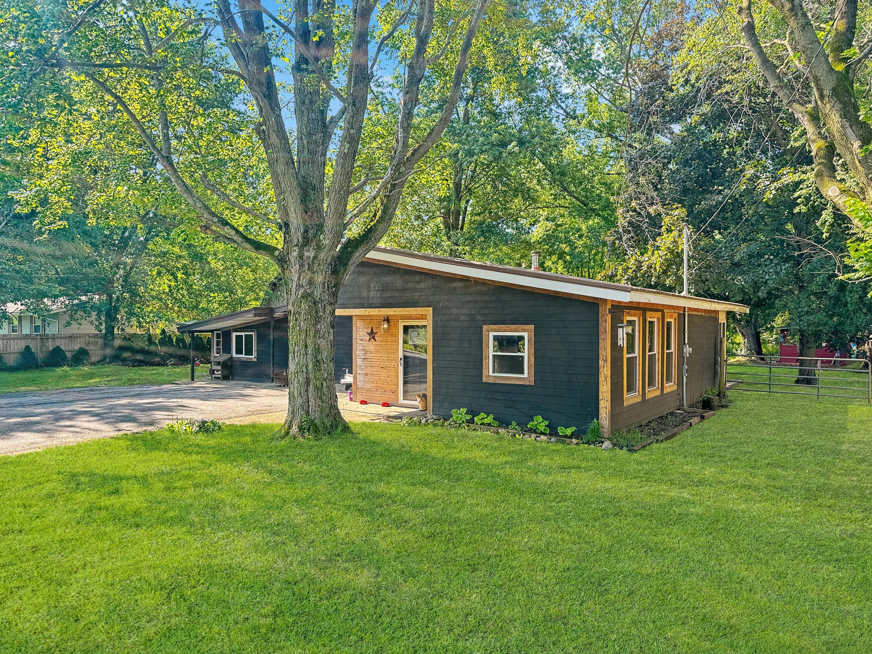 1337 W Dallas Road