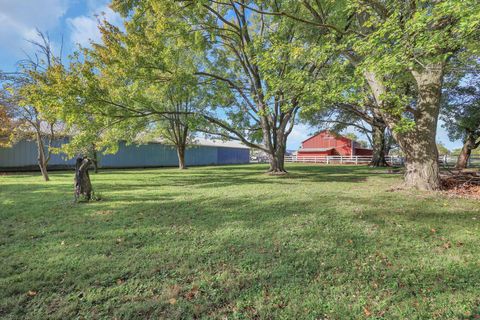 Tiny photo for 1091 Vernon Drive, Columbus, OH 43207 (MLS # 226003007)