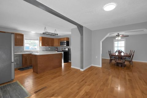 Tiny photo for 1091 Vernon Drive, Columbus, OH 43207 (MLS # 226003007)