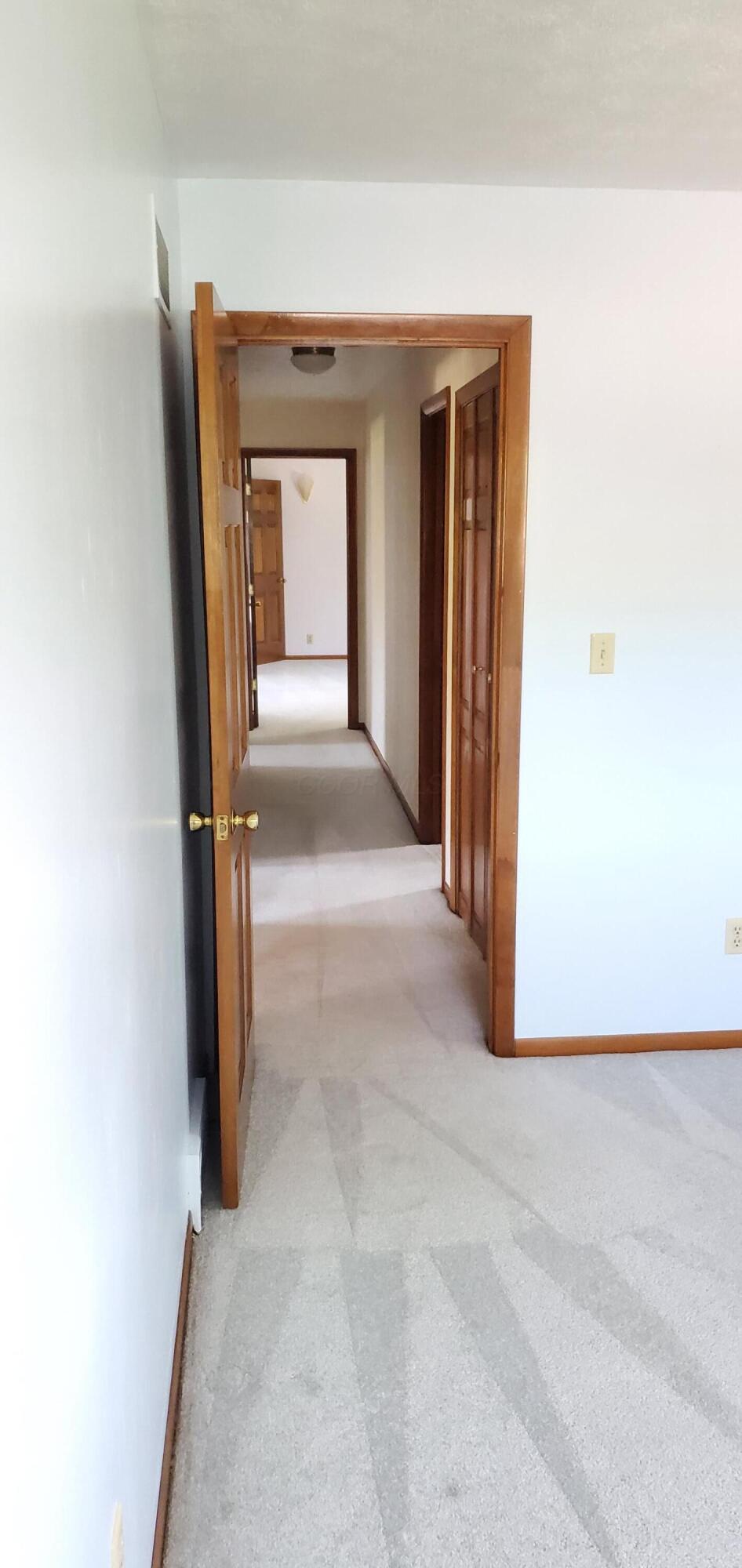 4993 Shadycrest Road, Columbus, Ohio image 32