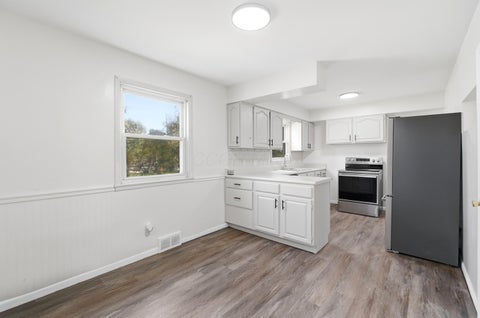 Tiny photo for 750 Fieldson Drive, Heath, OH 43056 (MLS # 226039538)