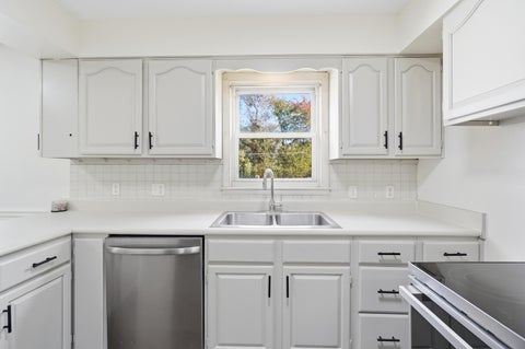 Tiny photo for 750 Fieldson Drive, Heath, OH 43056 (MLS # 226039538)