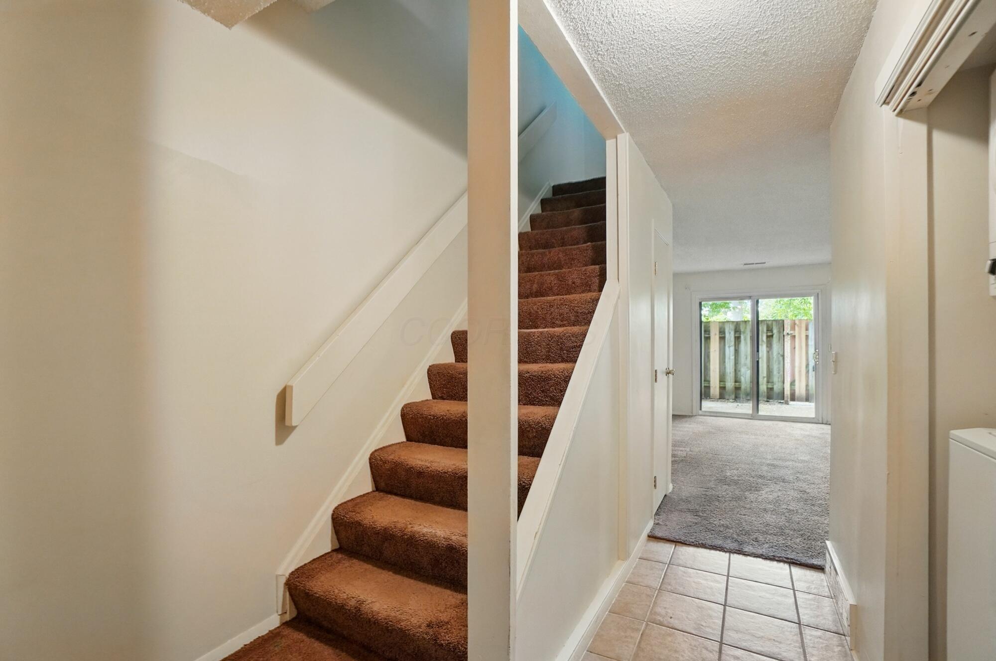 96 Lancelot Lane, Westerville, Ohio image 14