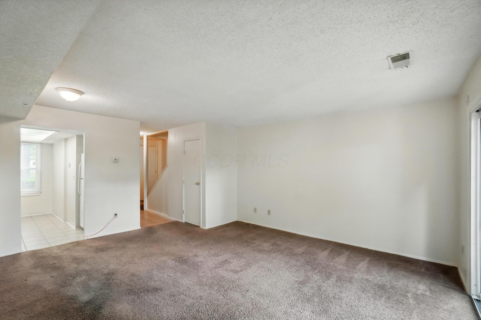 96 Lancelot Lane, Westerville, Ohio image 3