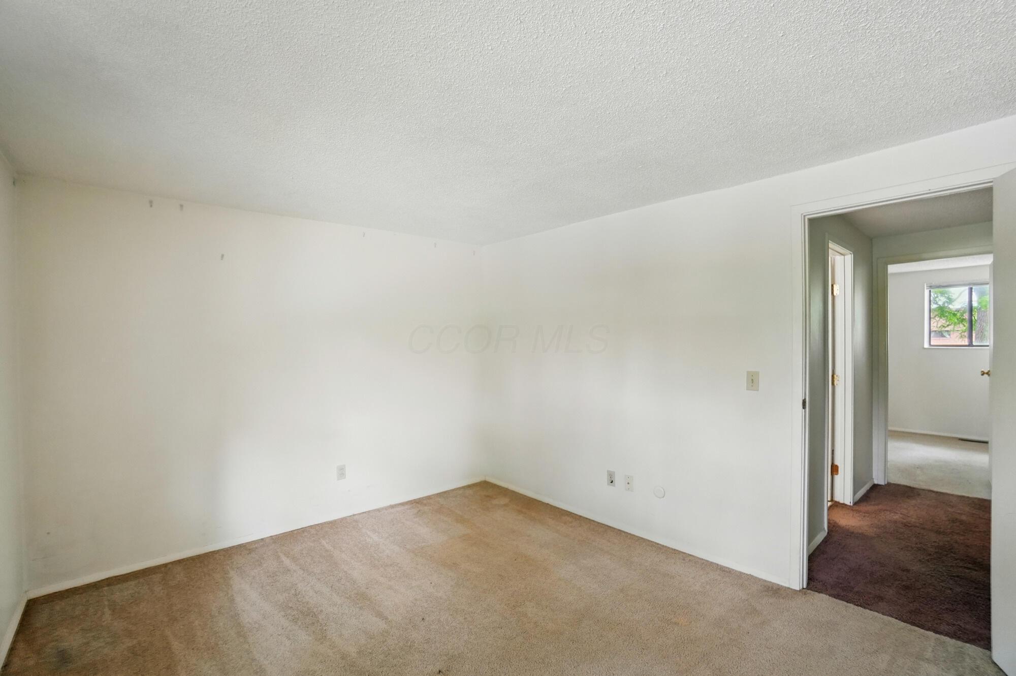 96 Lancelot Lane, Westerville, Ohio image 18