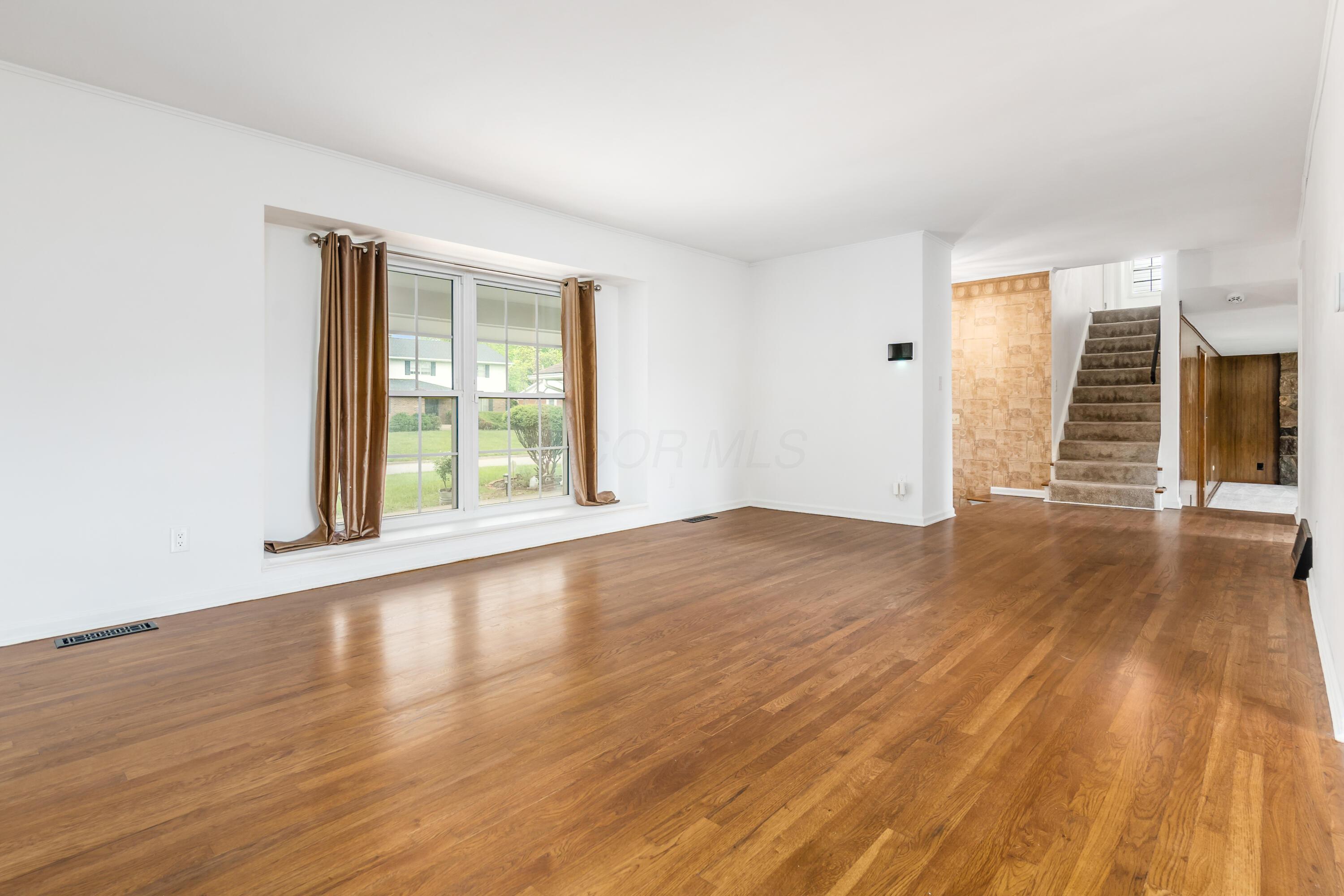 2715 Kenview Road, Columbus, Ohio image 6