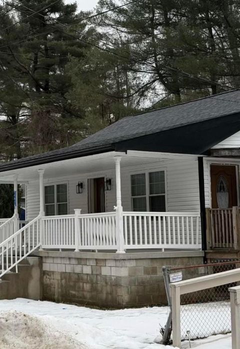 Apartment For Sale - 45637 Long Street<br/> Hocking County, Murray City, OH 43144