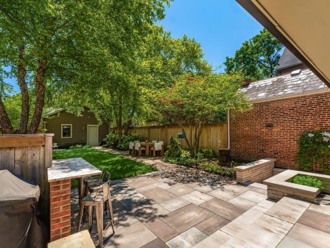Tiny photo for 538 S 6th Street, Columbus, OH 43206 (MLS # 226020224)