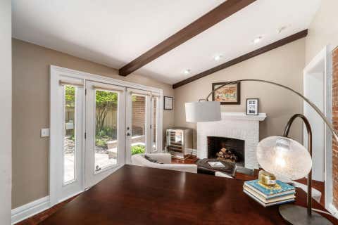 Tiny photo for 538 S 6th Street, Columbus, OH 43206 (MLS # 226020224)