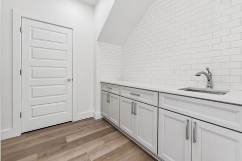 Tiny photo for 489 Lilley Avenue, Columbus, OH 43205 (MLS # 225044836)